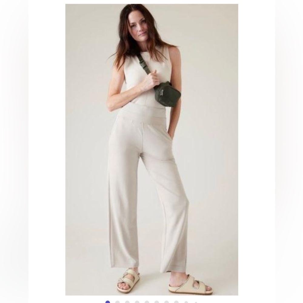 Women's Cream Pants ATHLETA LARGE
